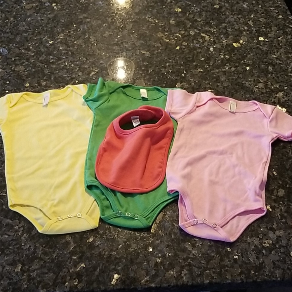 Bundle of  baby Onesies 12-18 months and bib